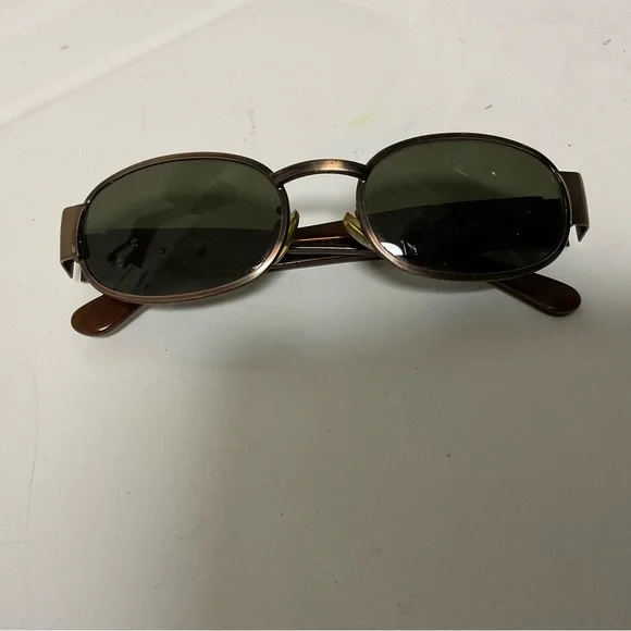Beautiful Brown Copper Frame Gianni Versace Vintage Sunglasses! - Picture 14 of 16